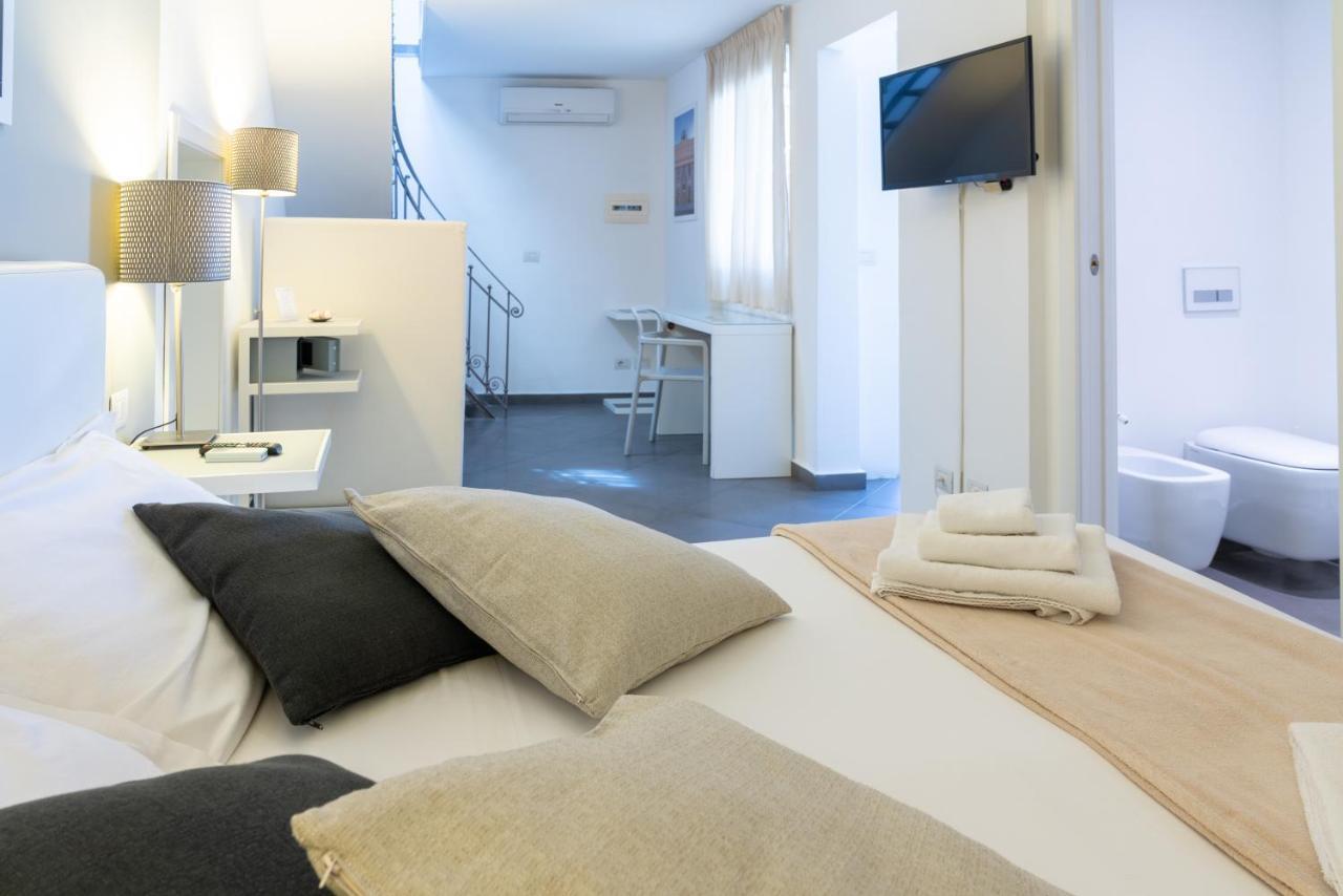 Le Stanze Di Piazza Cairoli Hotel Messina Buitenkant foto