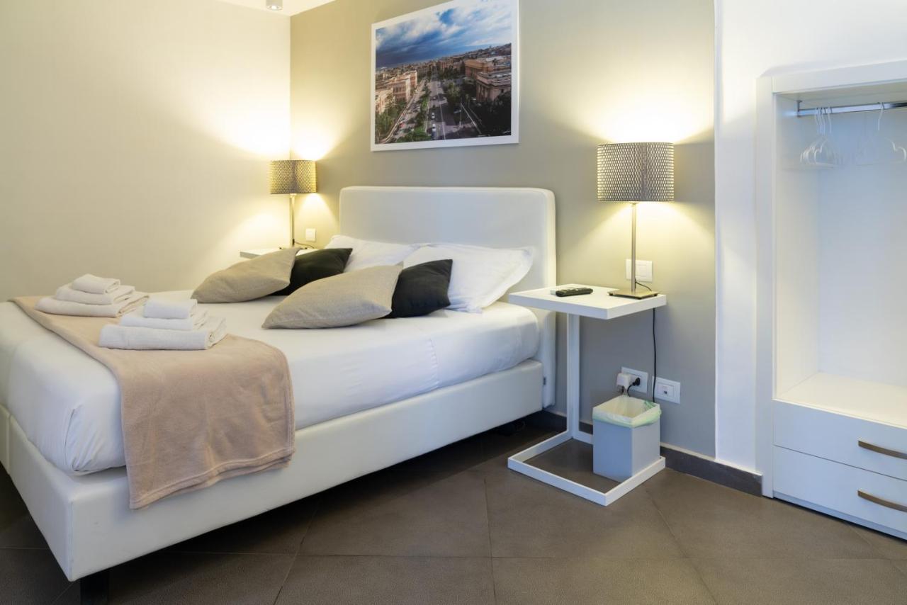 Le Stanze Di Piazza Cairoli Hotel Messina Buitenkant foto