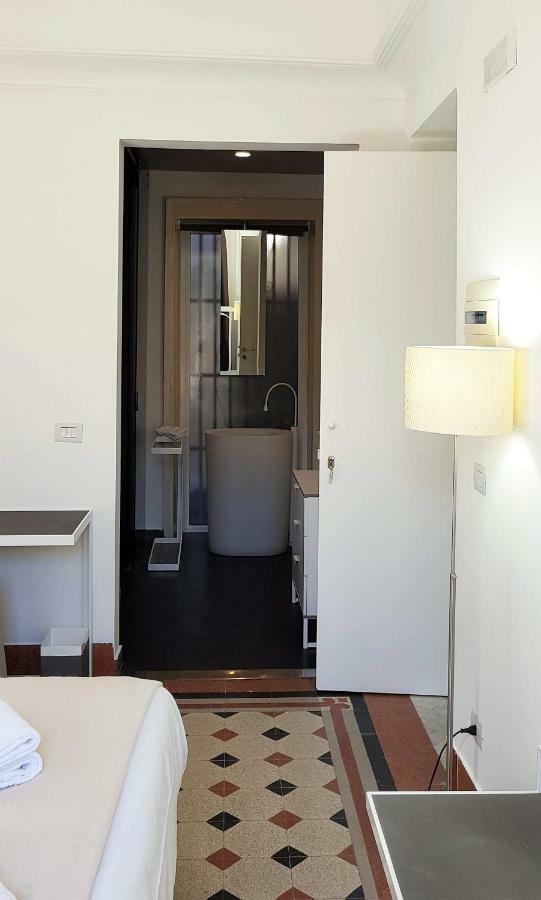 Le Stanze Di Piazza Cairoli Hotel Messina Buitenkant foto
