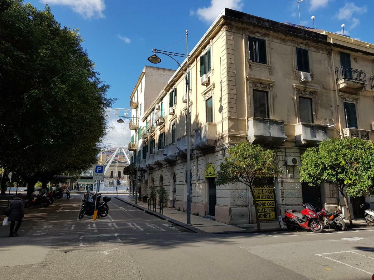Le Stanze Di Piazza Cairoli Hotel Messina Buitenkant foto
