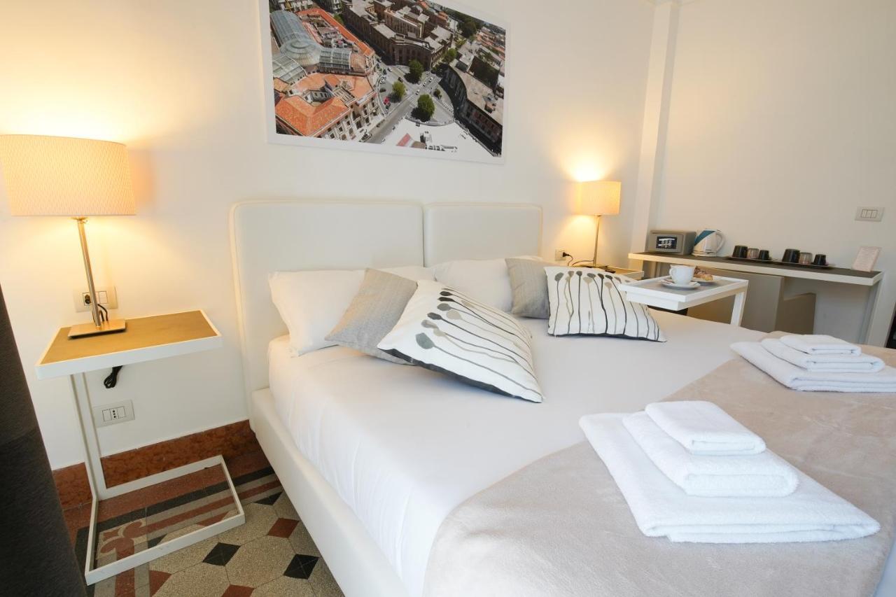 Le Stanze Di Piazza Cairoli Hotel Messina Buitenkant foto